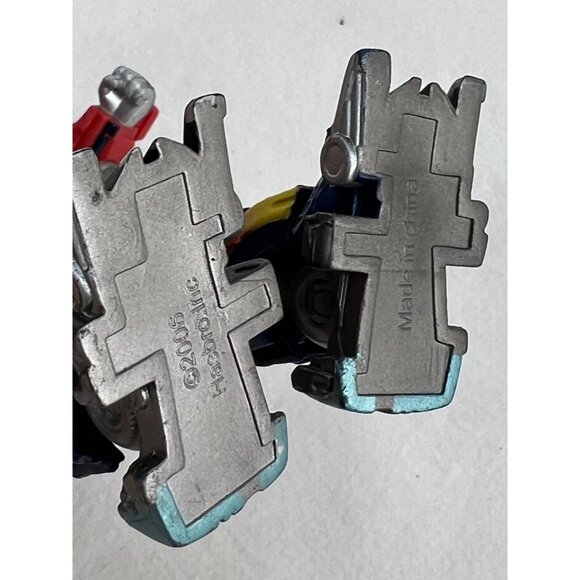 TRANSFORMERS Movie OPTIMUS PRIME Battle Damage Variant 2006 Hasbro - Picture 4 of 6